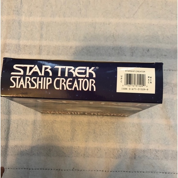Star Trek Starship Creator for Windows 95/98 & MacIntosh - Picture 8 of 13